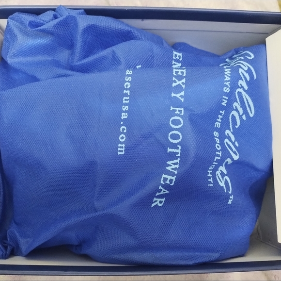 Fabulicious Chic  07/c/m High Heel Shoes sz 8 - Picture 9 of 11